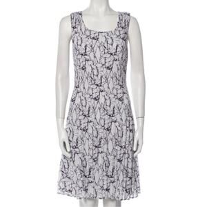 Adolfo Dominguez Floral Blue White Knee Length Crinkle Accordion Dress Size 38 M